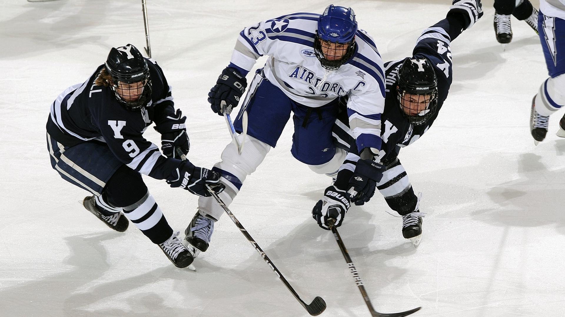 勇士那波反击太快了，简直像开挂，那一年勇士最强